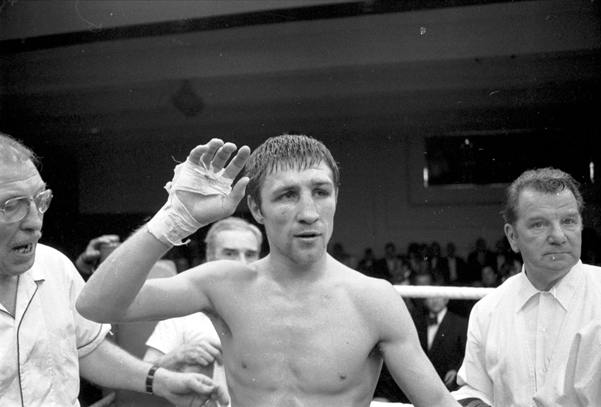 KEN BUCHANAN MBE Scottish Sports Hall of Fame