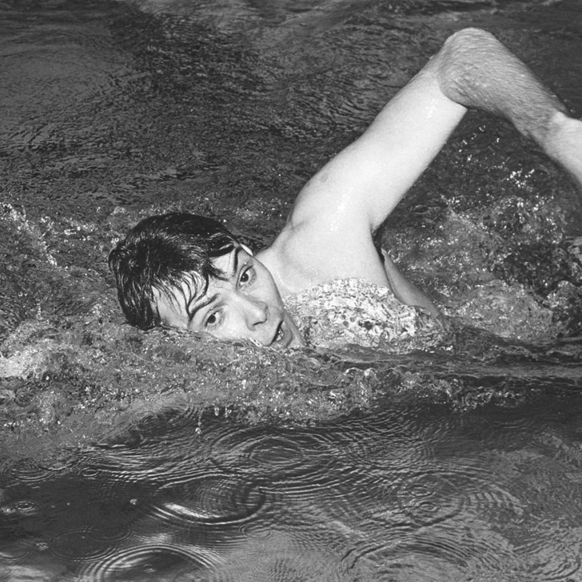 BOB McGREGOR MBE