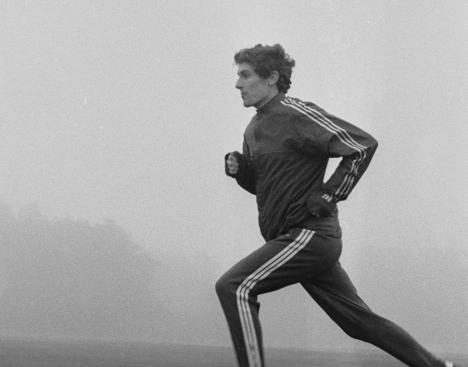 IAN STEWART MBE | Scottish Sports Hall of Fame